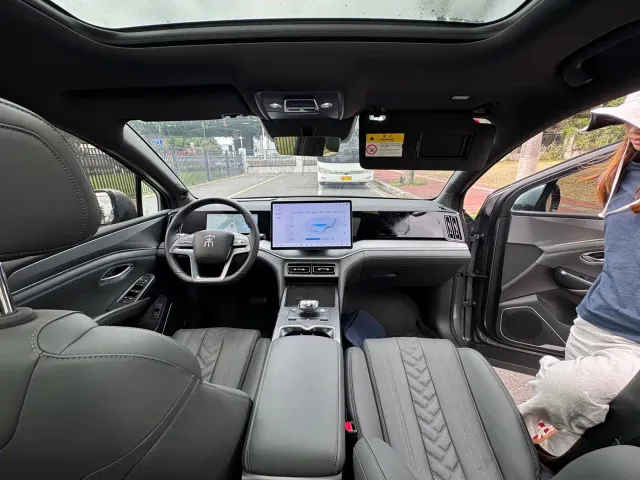BYD Song L DM-i — Фото автомобиля 10