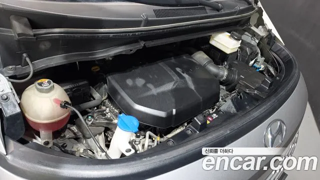 Hyundai Staria — Фото автомобиля 9