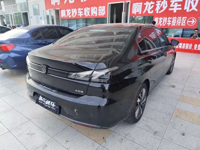 Peugeot 408 — Фото автомобиля 9