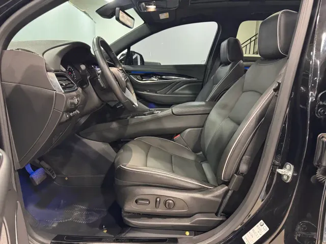 Buick Enclave — Фото автомобиля 8