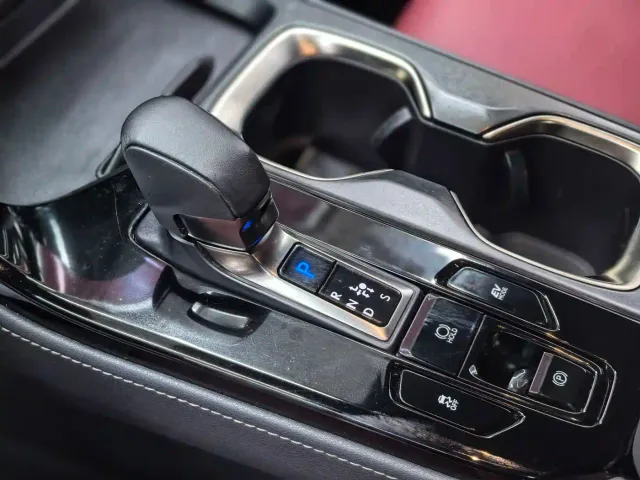 Lexus NX — Фото автомобиля 17