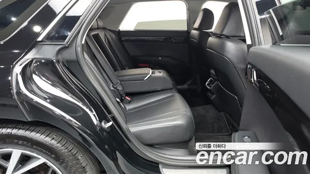Hyundai Grandeur GN7 — Фото автомобиля 17