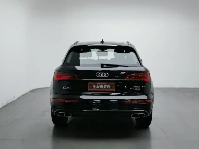 Audi Q5L — Фото автомобиля 4