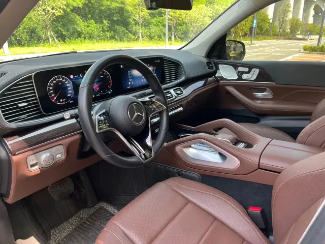 Mercedes-Benz GLE-Class — Фото автомобиля 4