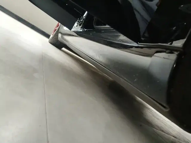 Tesla Model 3 — Фото автомобиля 20
