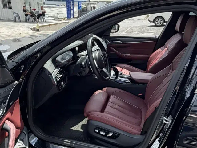BMW BMW 5 Series 2022 Facelift II 530Li Premium Package M Sport — Фото автомобиля 5
