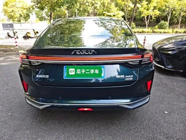 Dongfeng Yixuan MAX — Фото автомобиля 5