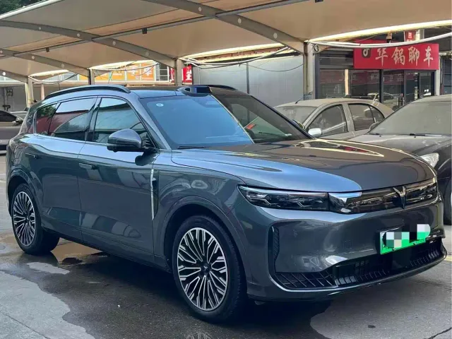 Voyah Auto VOYAH FREE 2025 FREE+ RWD Qiankun Edition — Фото автомобиля 3