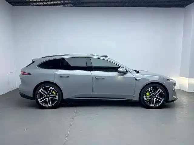 Nio ET5 Touring — Фото автомобиля 8
