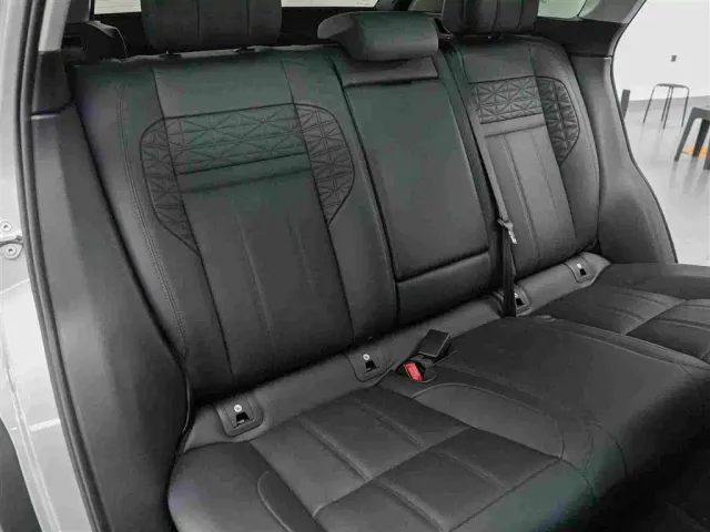 Land Rover Range Rover Evoque — Фото автомобиля 11
