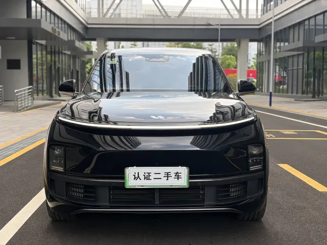 Li Auto Li Xiang L9 2024 Pro — Фото автомобиля 2