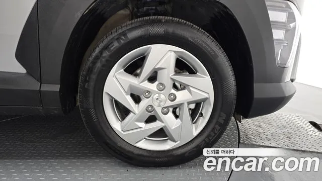 Hyundai Kona SX2 — Фото автомобиля 21