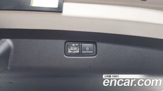 Genesis GV70 2.5T Бензин AWD — Фото автомобиля 16