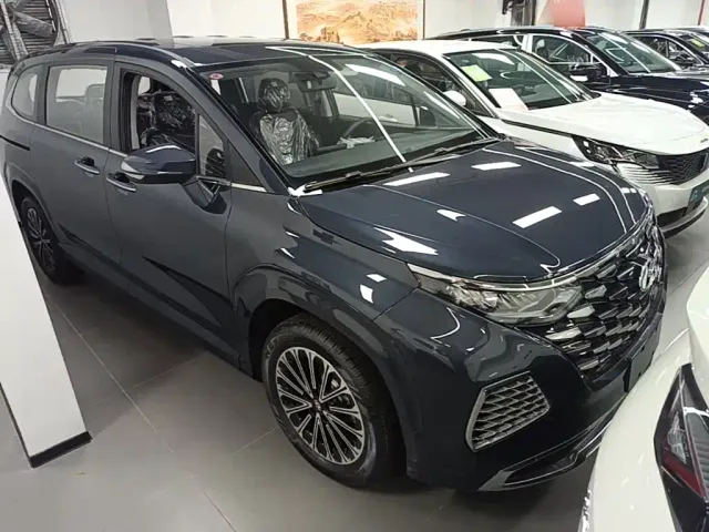 Hyundai Custo — Фото автомобиля 21