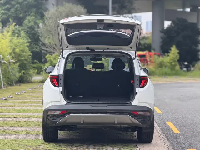 Hyundai Tucson — Фото автомобиля 14