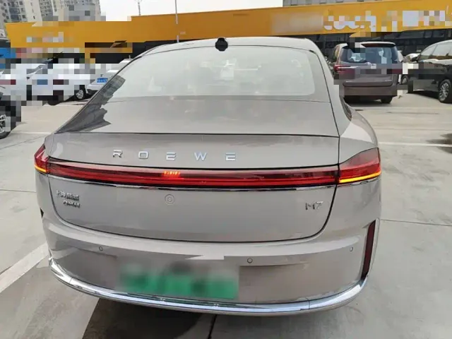 Roewe M7 DMH — Фото автомобиля 5