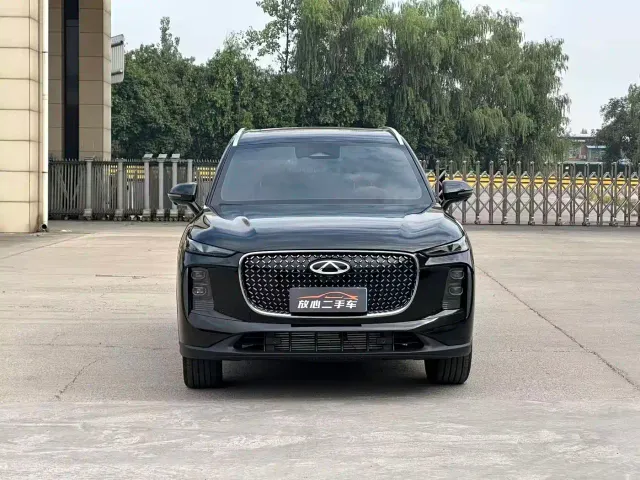 Chery Tiggo 8 — Фото автомобиля 2