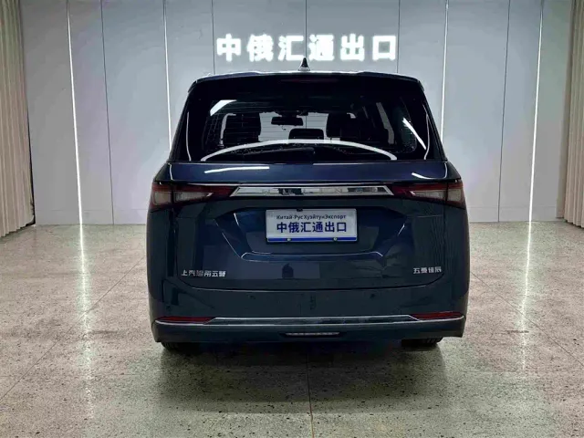 Wuling Jiachen — Фото автомобиля 6