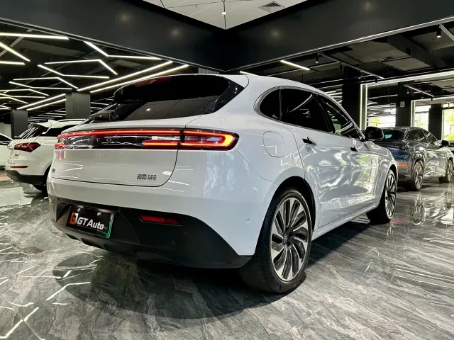 AITO Wenjie AITO M5 2022 Extended Range AWD Performance Edition — Фото автомобиля 5
