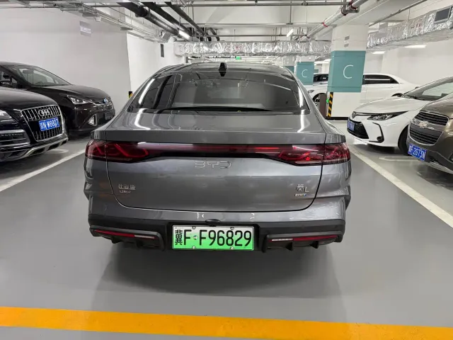 BYD Qin L — Фото автомобиля 6