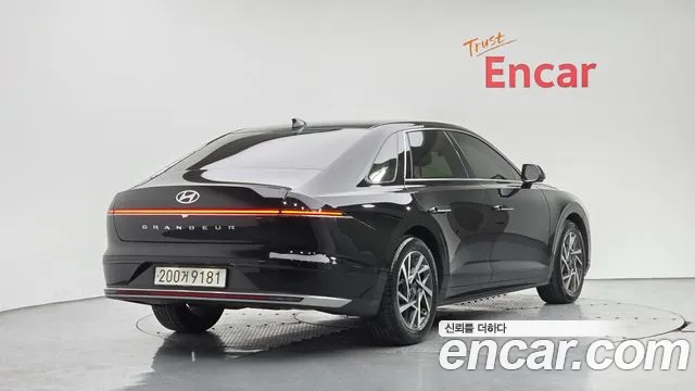 Hyundai Grandeur GN7 — Фото автомобиля 2