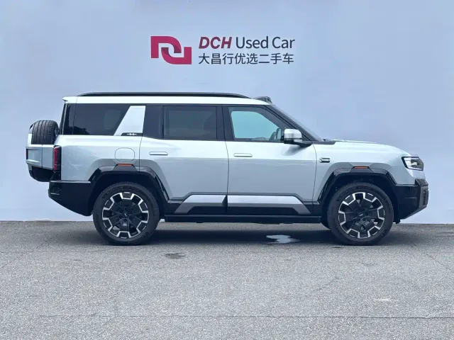 BYD FangChengBao Leopard 8 — Фото автомобиля 2