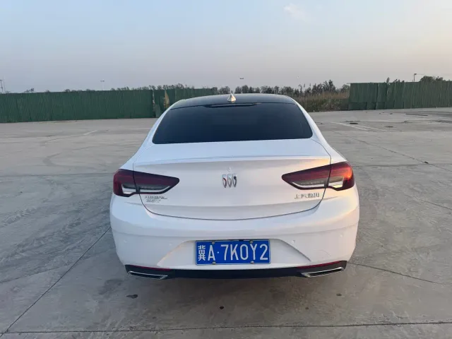 Buick Regal — Фото автомобиля 4