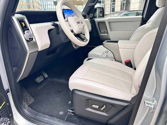 iCAR V23 — Фото автомобиля 15
