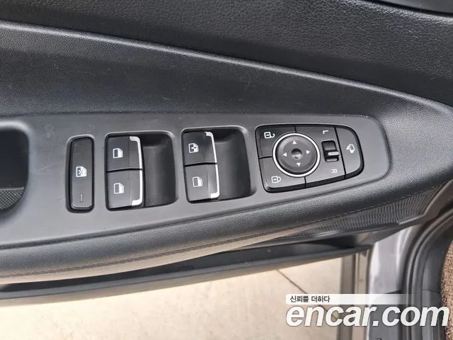 Hyundai Santafe Новый Santa Fe Дизель 2.2 4WD — Фото автомобиля 13
