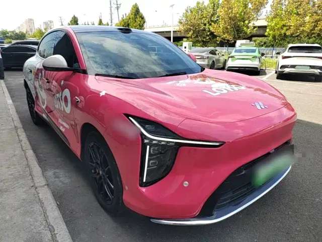 IM Motors LS6 — Фото автомобиля 3