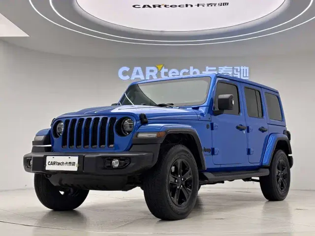 Фотография автомобиля — Jeep Wrangler