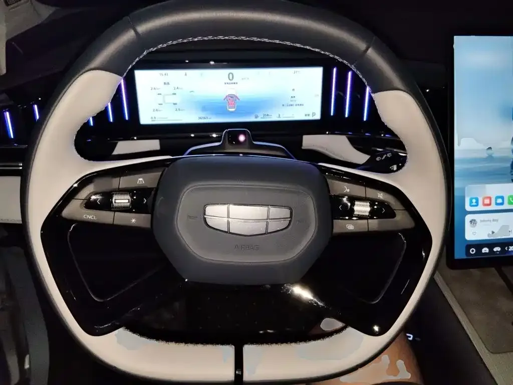 Geely Boyue L 2024 1.5TD DCT Flagship Edition — Фото автомобиля 6