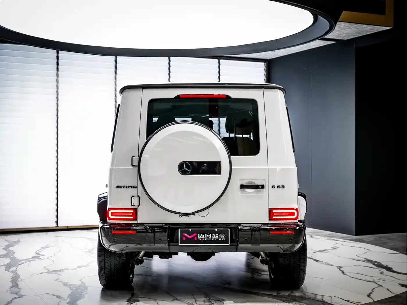 Mercedes-Benz Mercedes-Benz G-Class 2022 G 500 — Фото автомобиля 4