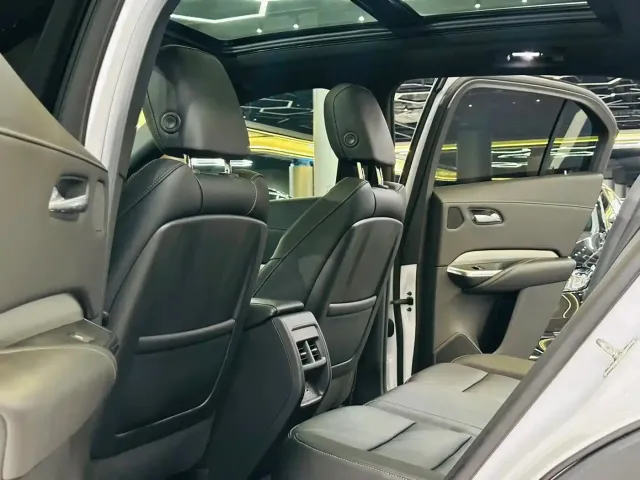 Cadillac XT4 — Фото автомобиля 6