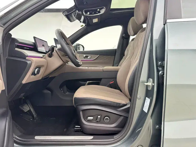 Chery Fengyun Fengyun T8 2025 1.5T 130km Premium Edition 5-Seater — Фото автомобиля 3