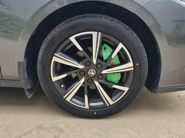 Changan Eado — Фото автомобиля 6
