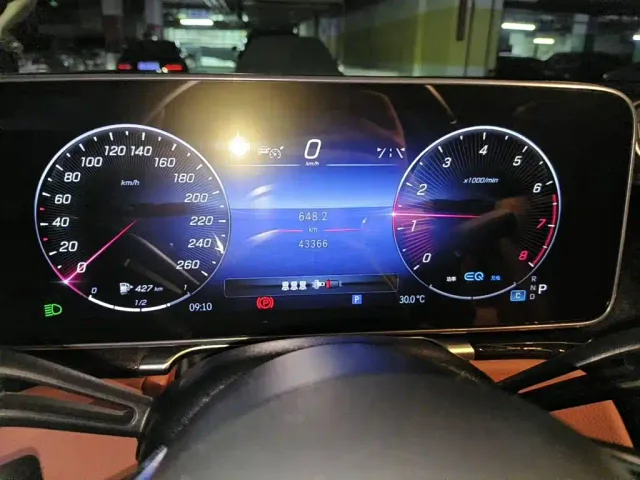 Mercedes-Benz S-Class — Фото автомобиля 4