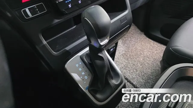 Hyundai Staria — Фото автомобиля 9