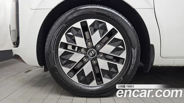 Hyundai Staria — Фото автомобиля 4