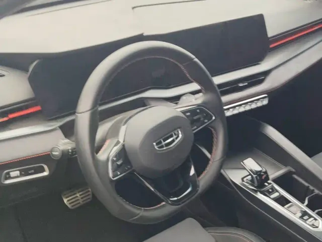 Geely Binrui — Фото автомобиля 5