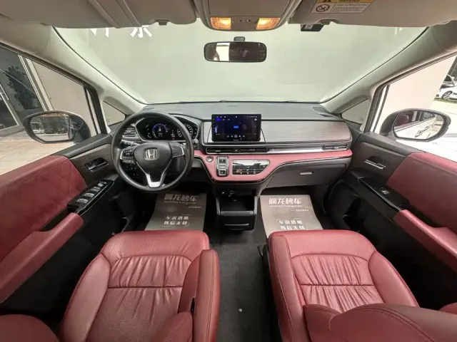 Honda Odyssey — Фото автомобиля 6