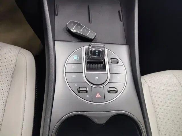 BYD Seal 05 DM-i — Фото автомобиля 15