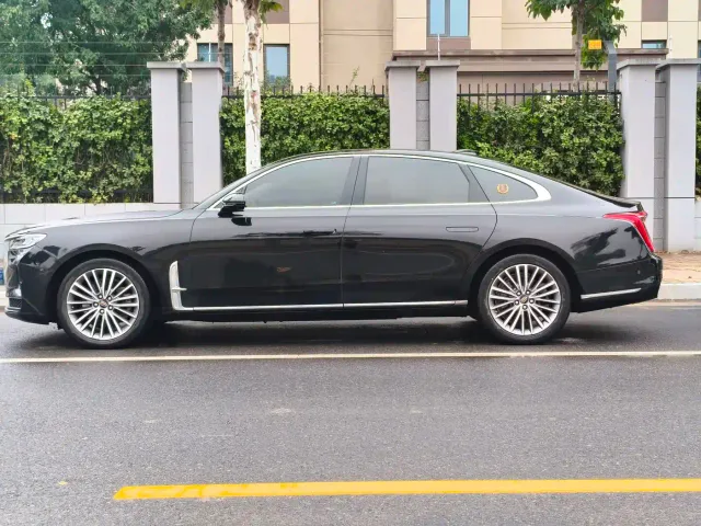 Hongqi H9 — Фото автомобиля 4
