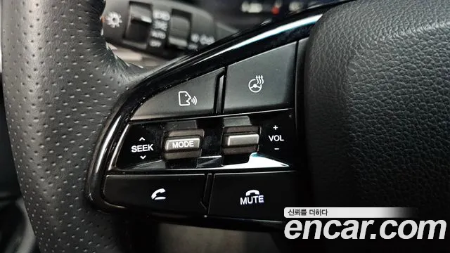 KG_Mobility_Ssangyong Rexton Новый Rexton Sport Khan Дизель 2.2 4WD — Фото автомобиля 14