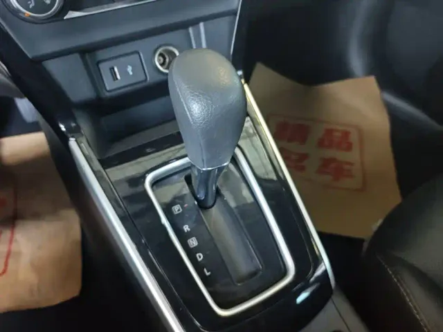 Nissan Sylphy — Фото автомобиля 13