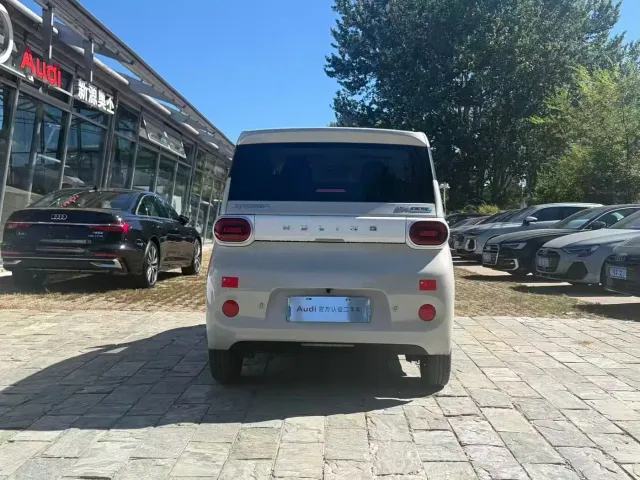 Wuling Hongguang Mini EV — Фото автомобиля 9