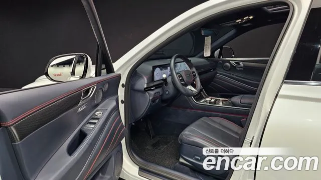 Genesis GV80 — Фото автомобиля 11