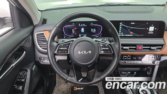 Kia Seltos Новый Seltos Бензин 2.0 2WD — Фото автомобиля 13