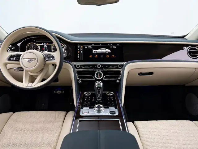 Bentley Flying Spur — Фото автомобиля 4