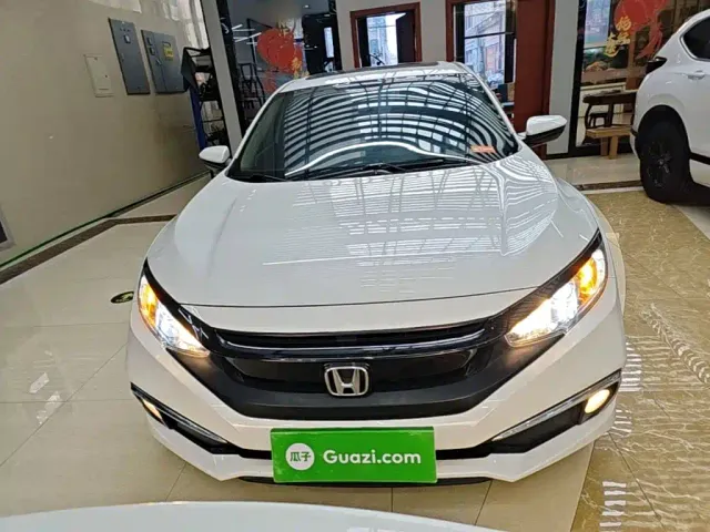 Honda Civic 2019 220TURBO CVT Jingdong Edition China VI — Фото автомобиля 2